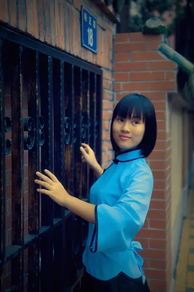 长路漫漫何所依